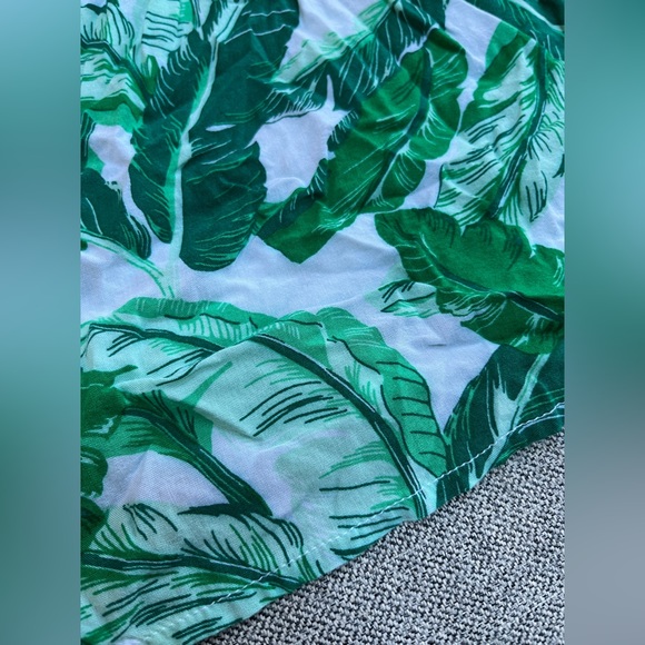 Women’s old Navy S/P tropical green white top - Picture 5 of 5